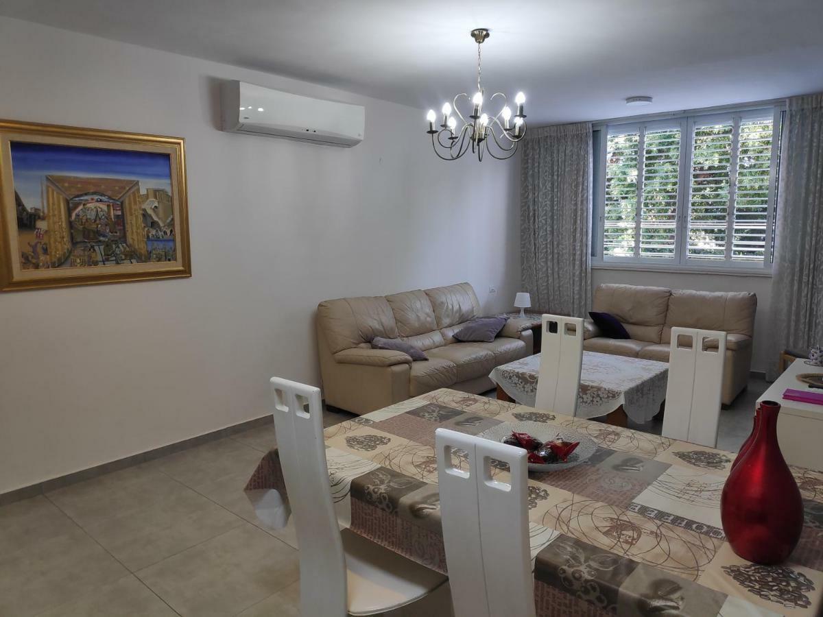 Herzliya Center Apartments Exterior photo